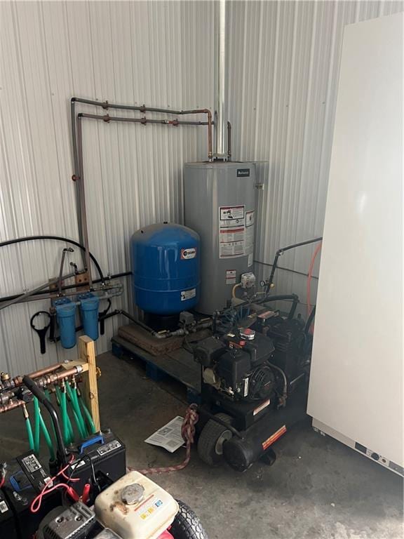 14518 State Highway 73, Lublin, WI 54447 - utilities featuring water heater
