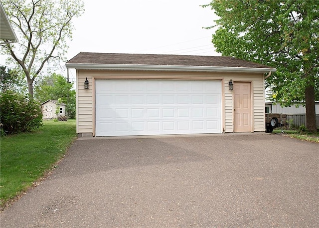 2702 Clark Pl, Eau Claire, WI 54701 - view of detached garage