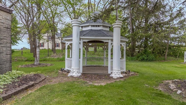 W8749 Hunters Rd, Hortonville, WI 54944 - view of green lawn featuring a gazebo