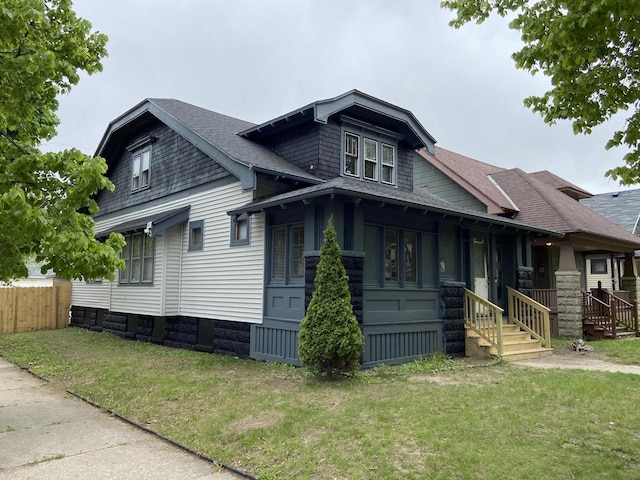2976 N 40th St, Milwaukee, WI 53210 - view of side of home with roof with shingles