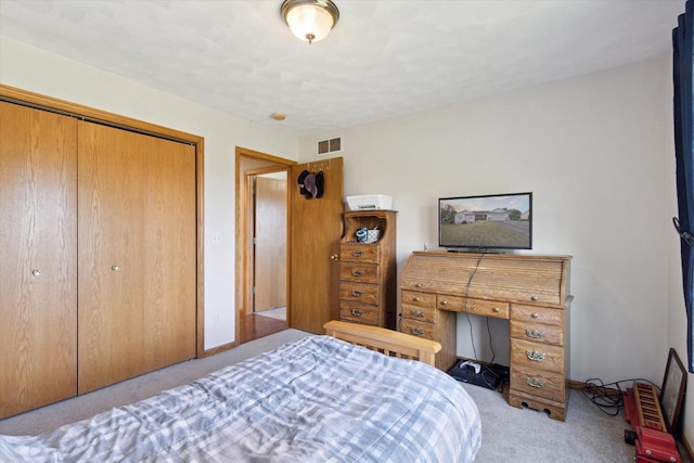 605 E Rime St, Orfordville, WI 53576 - carpeted bedroom with a closet