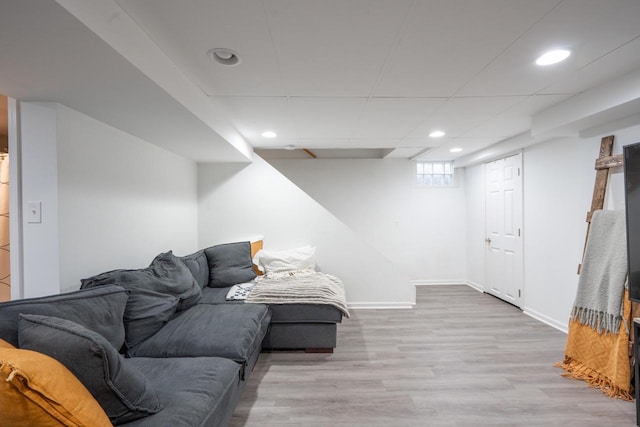 6935 N Yates Rd, Fox Point, WI 53217 - living room featuring recessed lighting, wood finished floors, and baseboards