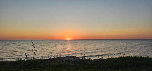 1150 S Bay Shore Rd, Brussels, WI 54204 - water view