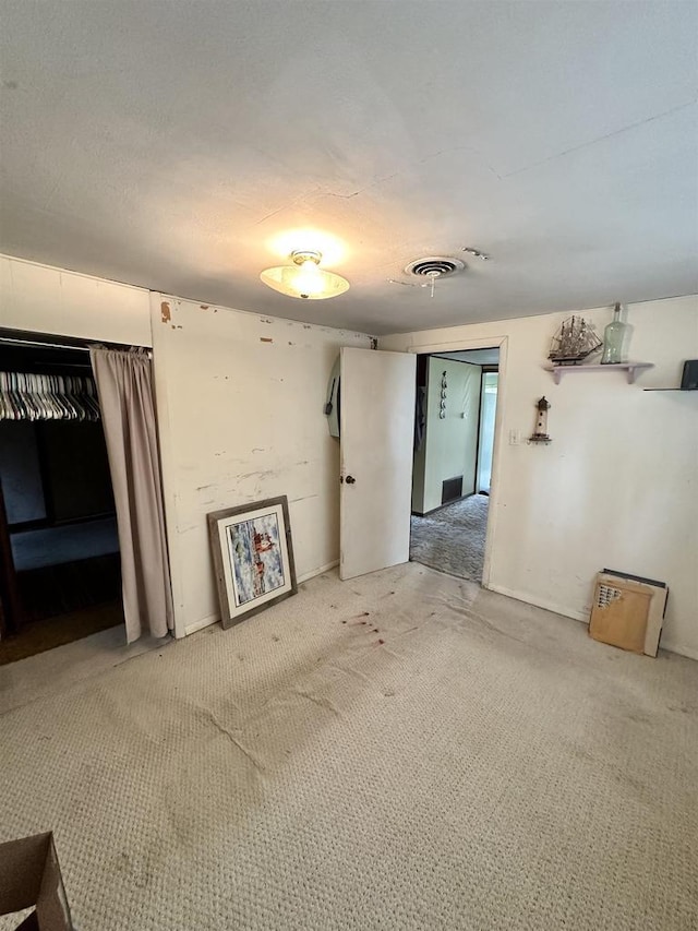 3721 Carl St, Wausau, WI 54403 - unfurnished living room featuring light carpet