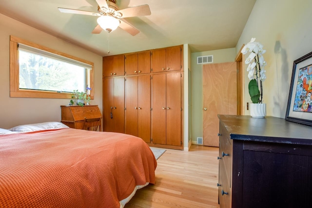 5102 Marathon Dr, Madison, WI 53705 - bedroom featuring light wood-style flooring, a closet, and a ceiling fan