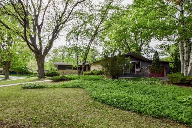 5102 Marathon Dr, Madison, WI 53705 - view of front of home with a front yard