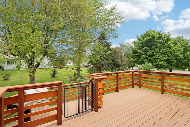 1902 Winfield Dr, Reedsburg, WI 53959 - wooden terrace with a lawn