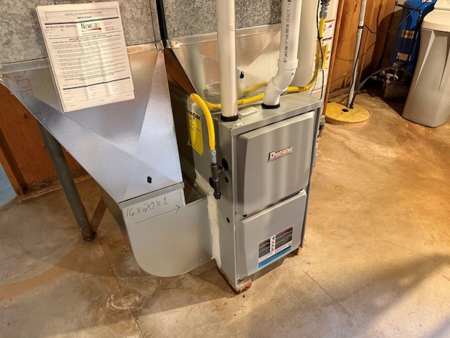 W12574 US Highway 45, Marion, WI 54950 - utilities featuring heating unit