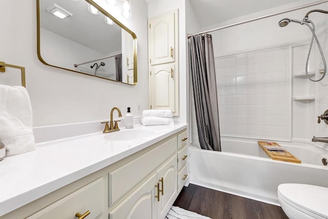 427 Robbins St, Seymour, WI 54165 - bathroom featuring vanity, shower / tub combo, toilet, and wood finished floors