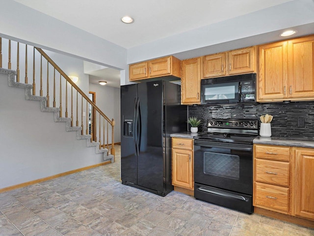 1306 Neponset Trl, Monona, WI 53716 - kitchen with black appliances, backsplash, baseboards, recessed lighting, and dark countertops