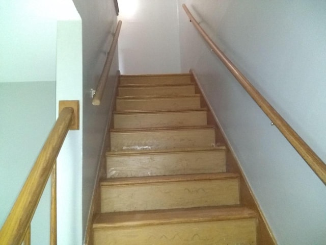 8594 W Villard Ave, Milwaukee, WI 53225 - view of stairs