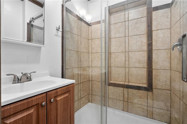 1020 E 10th St, Menomonie, WI 54751 - full bath with tiled shower and vanity