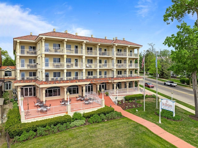 335 Wrigley Dr Unit 411, Lake Geneva, WI 53147 - view of apartment building / complex