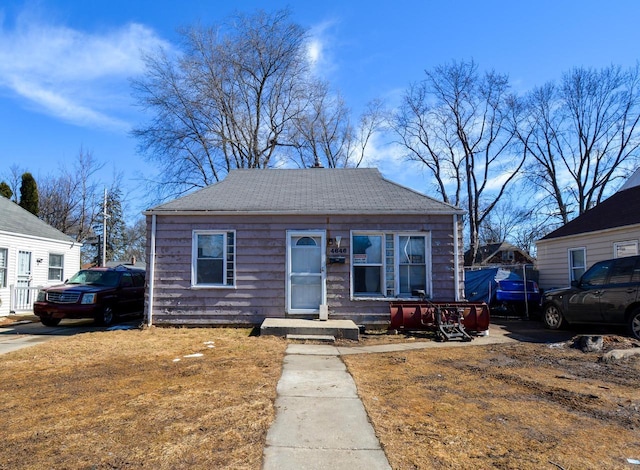4646 N 51st Blvd, Milwaukee, WI 53218 - bungalow-style house with roof with shingles