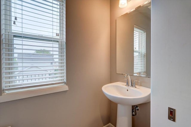 9327 Silicon Prairie Pkwy, Verona, WI 53593 - view of bathroom
