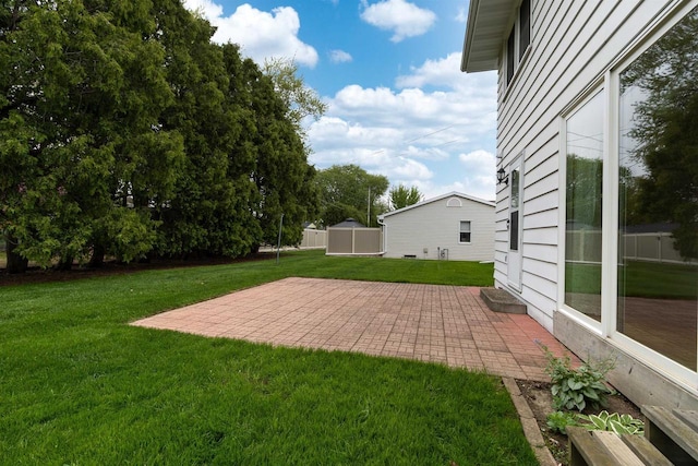 306 W Michigan St, Appleton, WI 54911 - view of grassy yard featuring a patio area