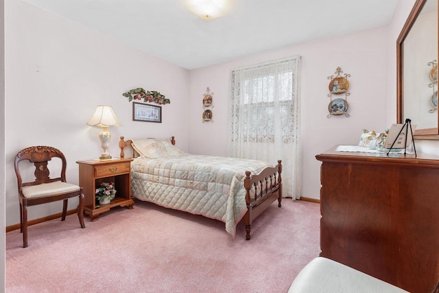 2009 N Eugene St, Appleton, WI 54914 - bedroom with carpet and baseboards
