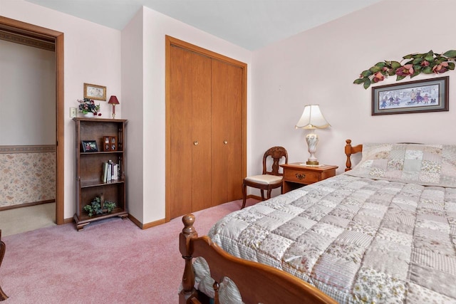 2009 N Eugene St, Appleton, WI 54914 - bedroom with carpet, a closet, and baseboards
