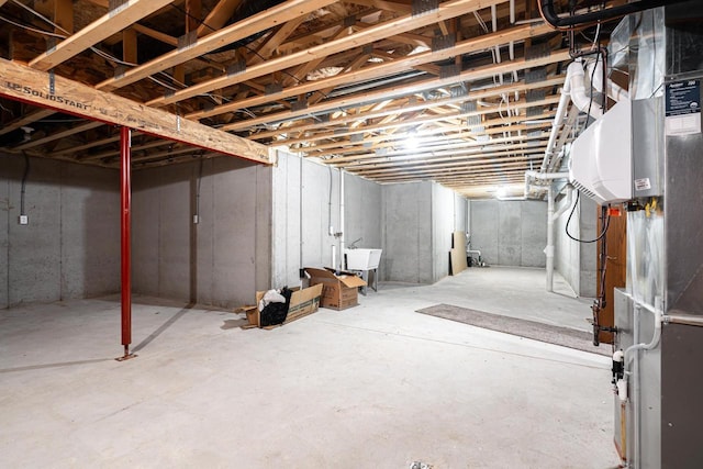 1306 Nelson St, Green Bay, WI 54304 - unfinished below grade area with a sink