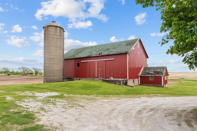 W13491 Reeds Corners Rd, Ripon, WI 54971 - view of barn featuring a yard