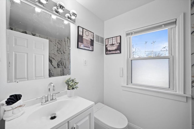 4193 N 19th Pl, Milwaukee, WI 53209 - bathroom with vanity and toilet