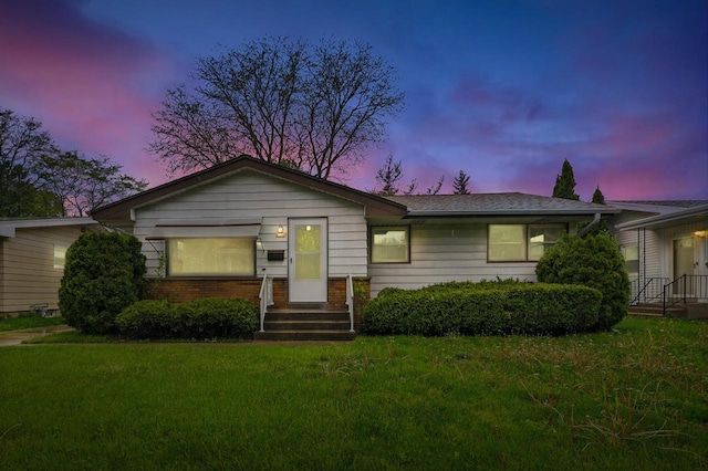 4349 N 80th St, Milwaukee, WI 53222 - ranch-style house with a front lawn