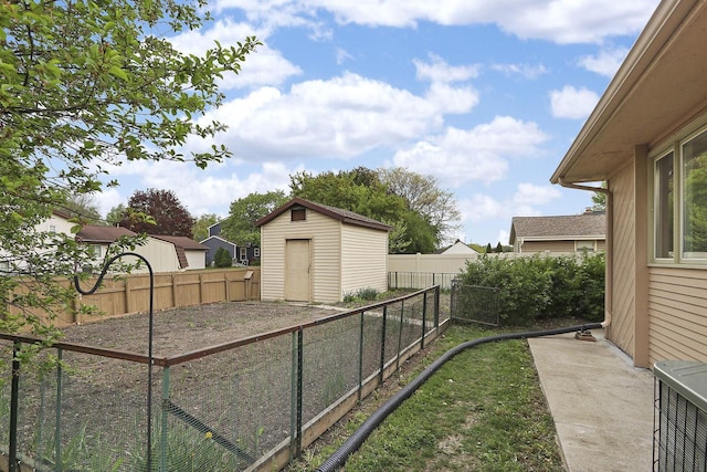 8124 W Imperial Dr, Franklin, WI 53132 - fenced backyard featuring central air condition unit