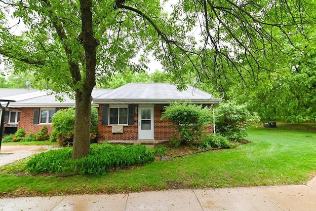 887 Kottke Dr Unit 887, Madison, WI 53719 - view of front of home featuring brick siding and a front lawn