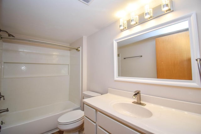 2116 Woodburn Rd Unit B, Waukesha, WI 53188 - full bath featuring vanity, toilet, and washtub / shower combination