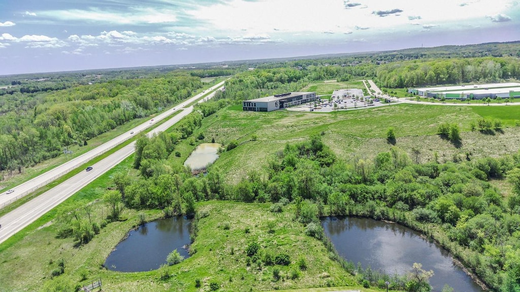 1275 W Paradise Dr, West Bend, WI 53095