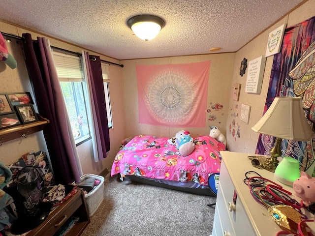 6898 Barbara Dr, Lake Tomahawk, WI 54539 - carpeted bedroom with a textured ceiling