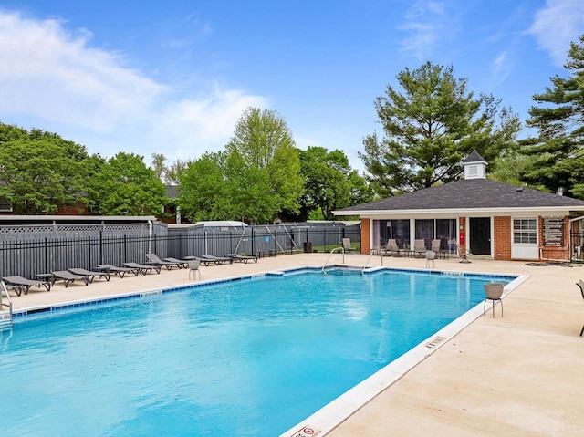 348 County Road B 8, Fontana, WI 53125 - community pool featuring a patio area