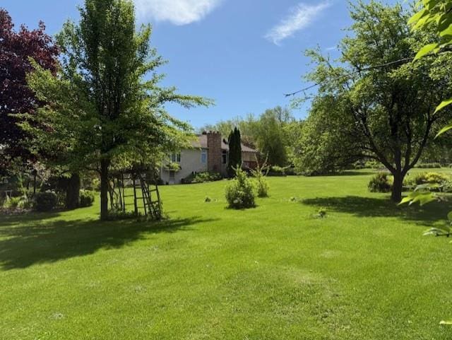 3108 Hawks Haven Trl, Deforest, WI 53532 - view of grassy yard