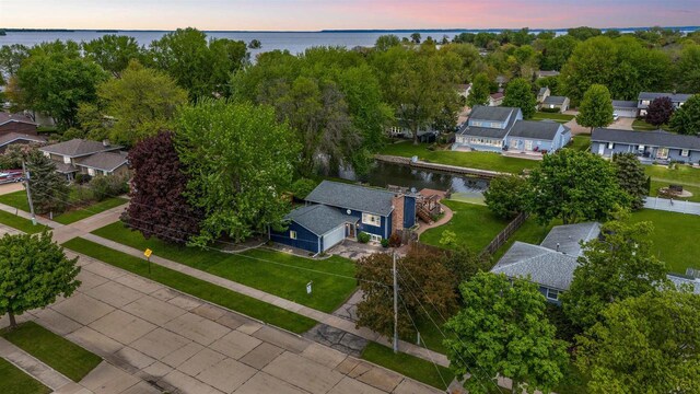 2104 Hazel St, Oshkosh, WI 54901 - aerial view of residential area featuring a large body of water