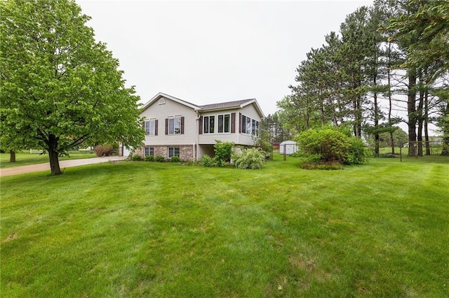 819 Fairway Cir, Black River Falls, WI 54615 - view of front of property featuring a front lawn