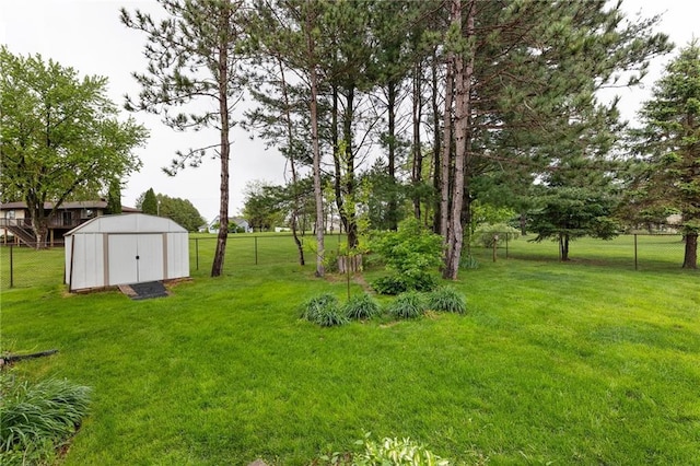 819 Fairway Cir, Black River Falls, WI 54615 - view of yard