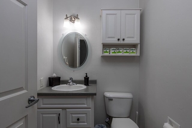 141 Cavil Way, De Pere, WI 54115 - bathroom featuring toilet and vanity