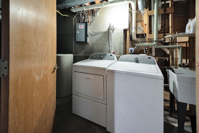 69 Ponwood Cir, Madison, WI 53717 - washroom featuring washer and clothes dryer and electric panel