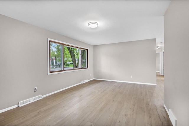 2407 Barbara Ave, Appleton, WI 54915 - unfurnished room featuring light wood-type flooring and baseboards