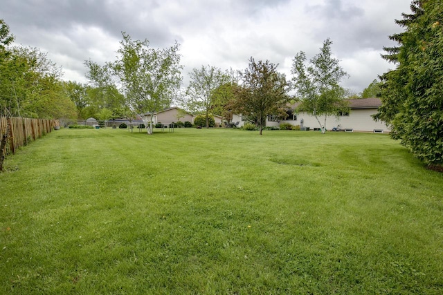 1349 93rd Ave, Kenosha, WI 53144 - view of yard