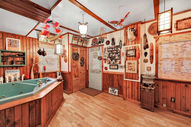 N7119 River Dr, Shawano, WI 54166