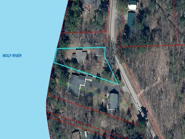 N7119 River Dr, Shawano, WI 54166