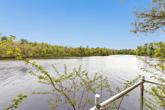 N7119 River Dr, Shawano, WI 54166