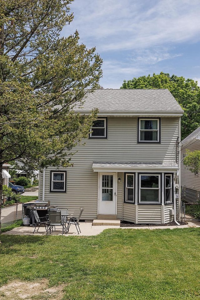 2373 S 83rd St, West Allis, WI 53219 - back of property with a patio area