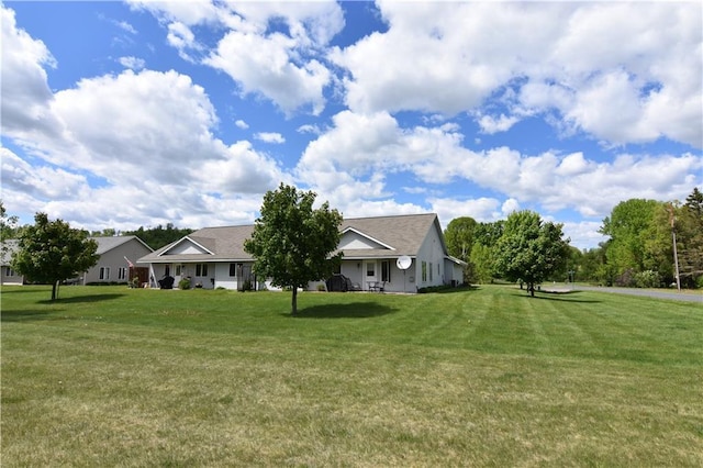 101 Baileyville Ct, Knapp, WI 54749 - view of front of home featuring a front yard