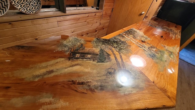610 Fox Ridge Ct, Nekoosa, WI 54457 - detailed view of wood finished floors and wooden walls