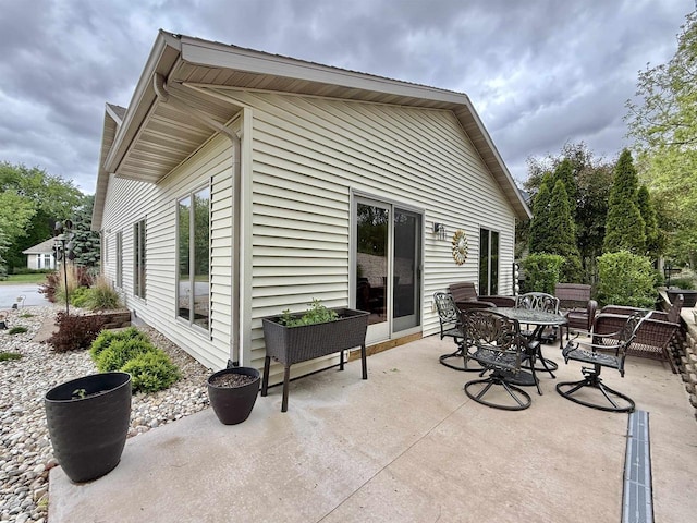 2728 E Ridge Rd, Beloit, WI 53511 - view of patio