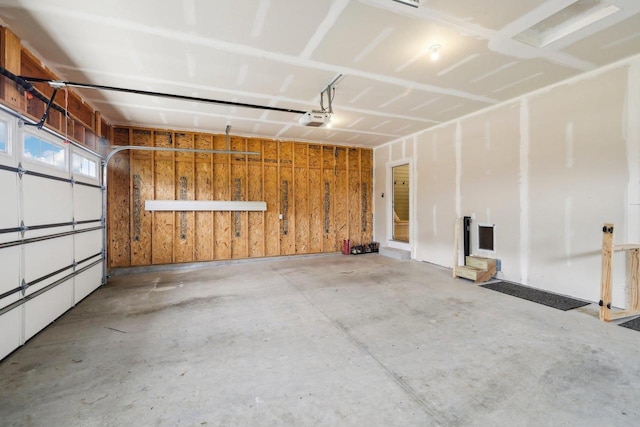 6655 Royal View Dr, Windsor, WI 53532 - garage with a garage door opener