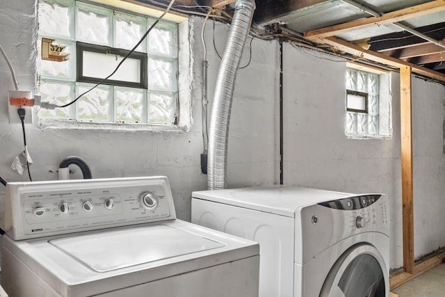 5432 25th Ave, Kenosha, WI 53140 - laundry room with washer and clothes dryer