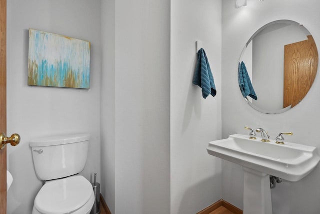 517 Brule Pkwy, Deforest, WI 53532 - bathroom with toilet